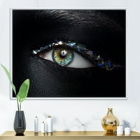 Designart 'Girl szemek többszínű üveg szikrákkal' Modern keretes vászon fali művészet nyomtatás